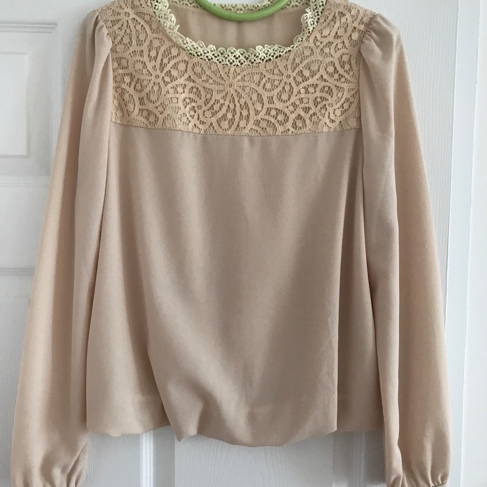 Long sleeve blouse in beige